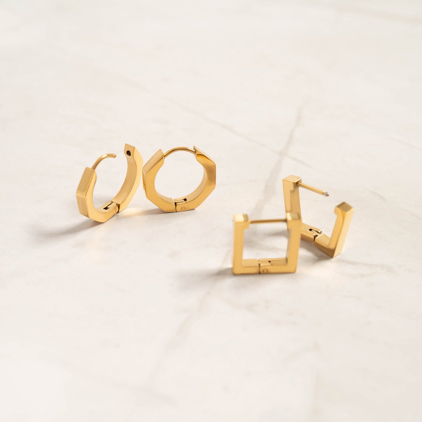 Four Corner Huggie Earrings 18K Gold