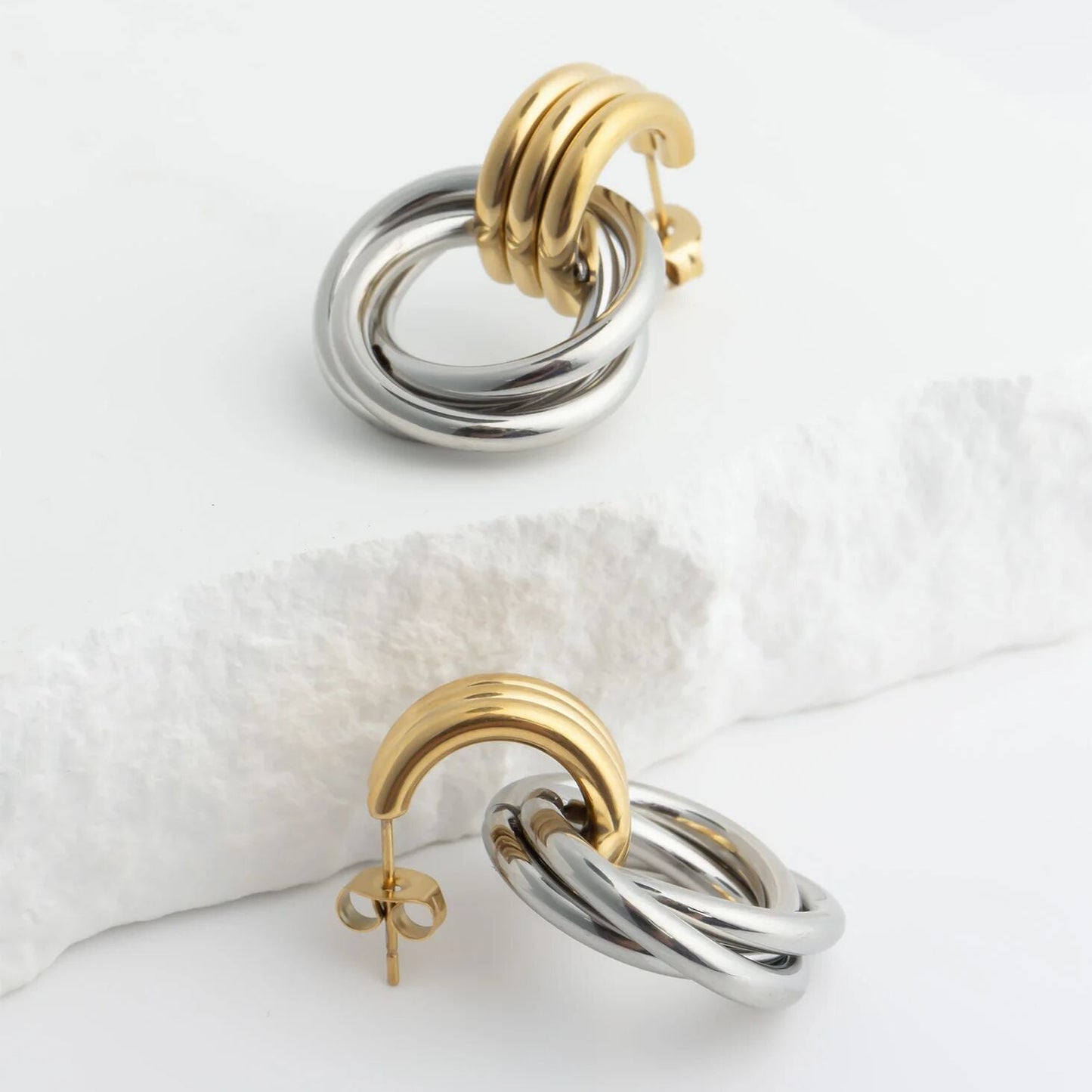 Gaviota Beach Studs - 18k Gold